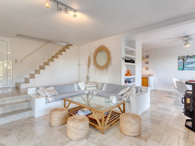 Villa for Sale in La Croix Valmer, St. Tropez, Grimaud Area 8