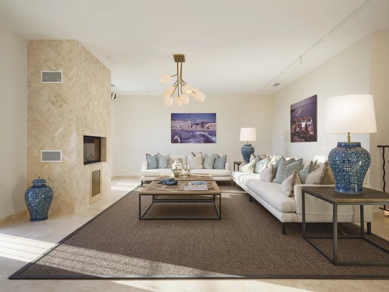 Villa for Sale in Cannes, Cannes Area 13