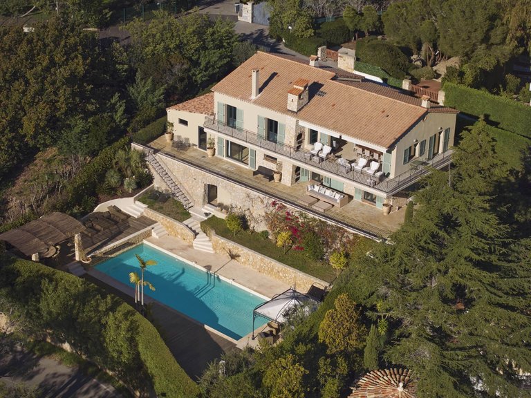 Villa for Sale in Cannes, Cannes Area 2