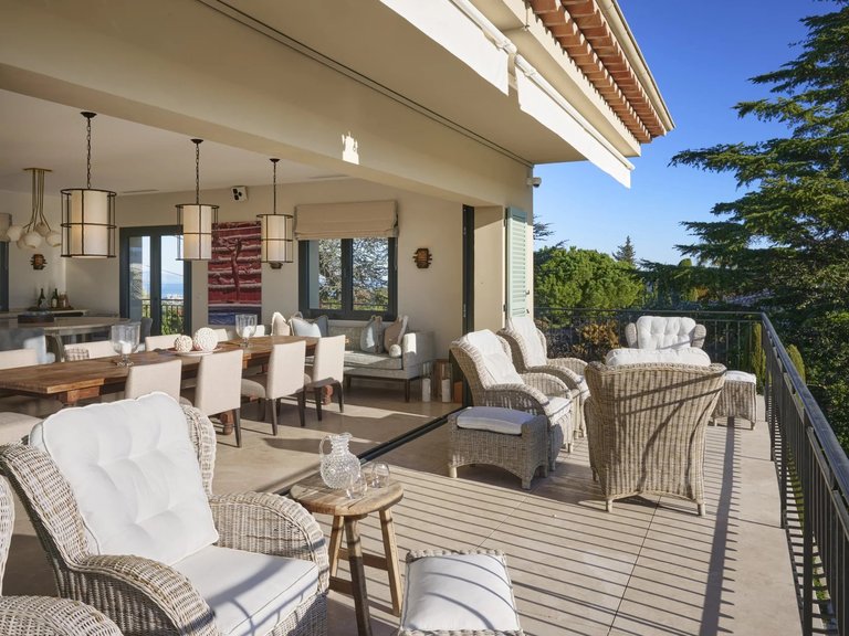 Villa for Sale in Cannes, Cannes Area 6