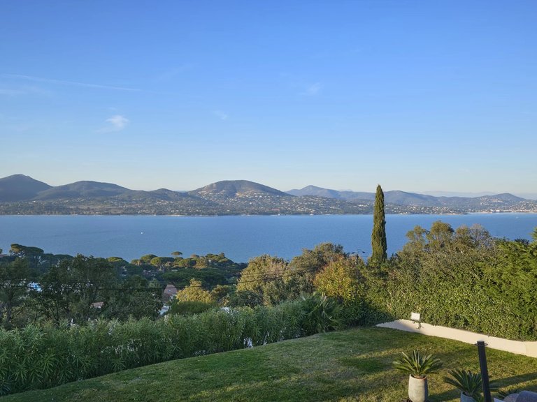 Villa for Sale in Gassin, St. Tropez, Grimaud Area 1