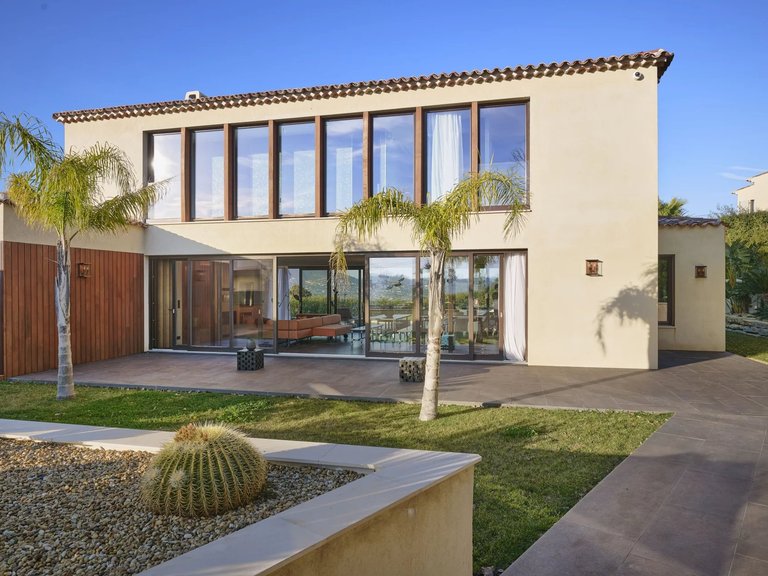 Villa for Sale in Gassin, St. Tropez, Grimaud Area 4