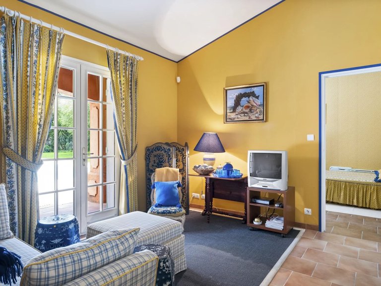 Villa for Sale in Mougins, Mougins, Valbonne, Grasse Area 11