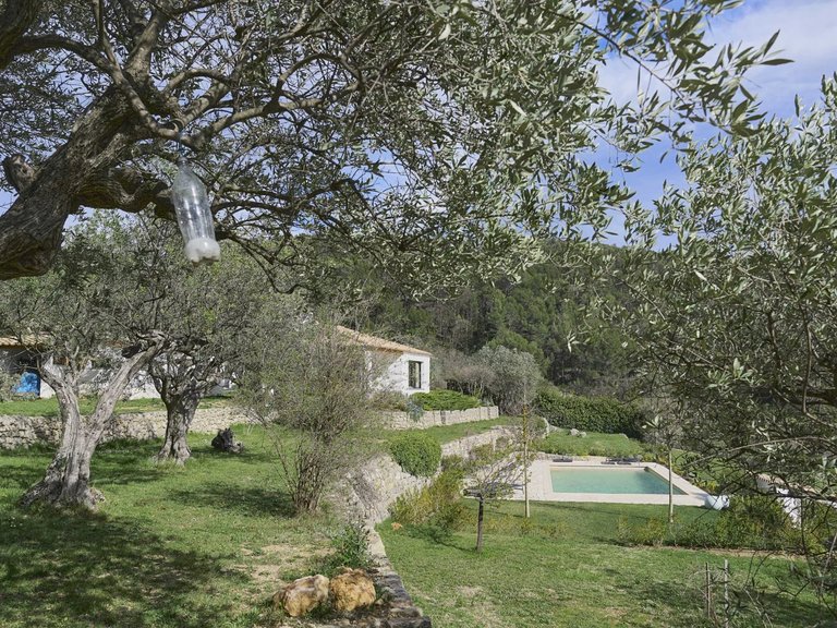 Villa for Sale in Fayence, Var Countryside (fayence, Lorgues, Cotignac) 17