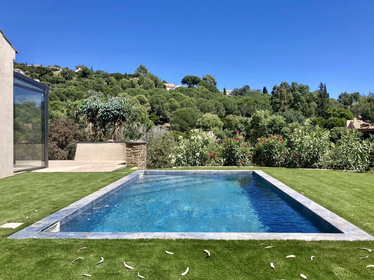 Villa for Sale in La Croix Valmer, St. Tropez, Grimaud Area 4