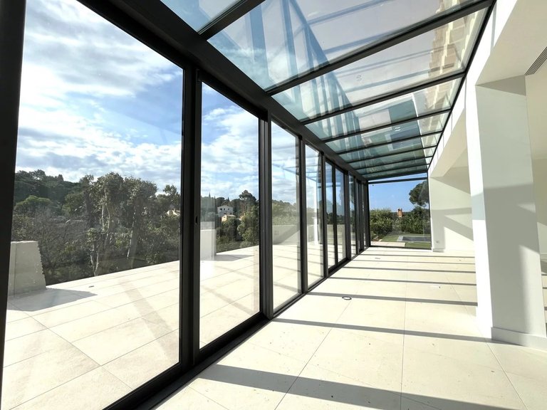 Villa for Sale in La Croix Valmer, St. Tropez, Grimaud Area 9