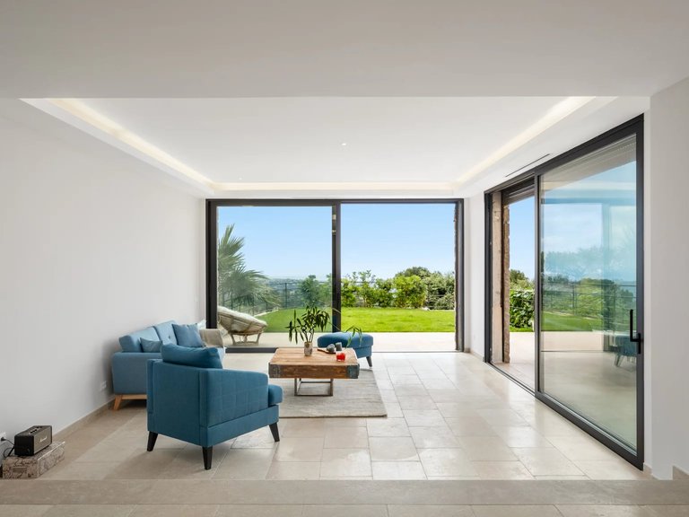 Villa for Sale in La Colle Sur Loup, Vence, St. Paul Area 9