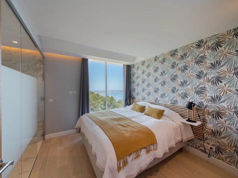 Villa for Sale in Cannes, Cannes Area 10