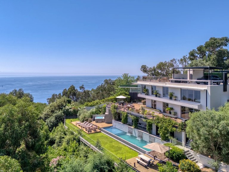Villa for Sale in Cannes, Cannes Area 14