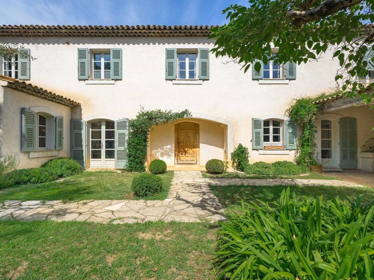 Villa for Sale in Valbonne, Mougins, Valbonne, Grasse Area 10