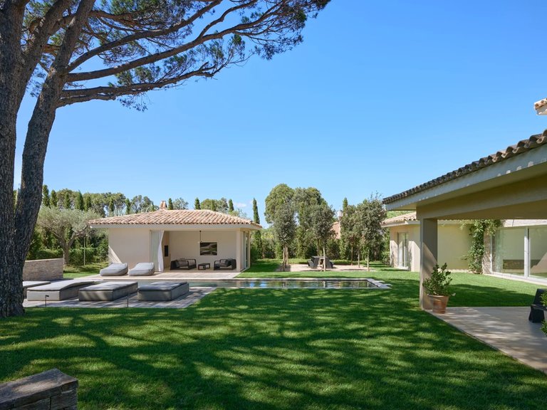 Villa for Sale in Saint Tropez, St. Tropez, Grimaud Area 4