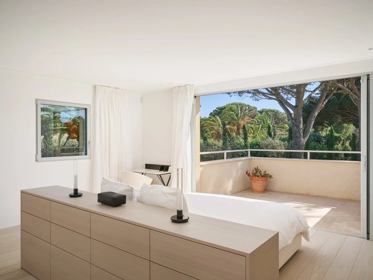 Villa for Sale in Saint Tropez, St. Tropez, Grimaud Area 8