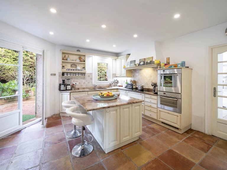 Villa for Sale in Mougins, Mougins, Valbonne, Grasse Area 8
