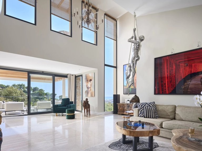 Villa for Sale in Le Cannet, Cannes Area 4