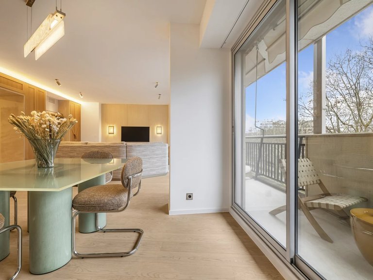 Apartment for Sale in 7th (invalides, Eiffel Tower, Orsay), Paris Left Bank (5th,6th & 7th ) 7