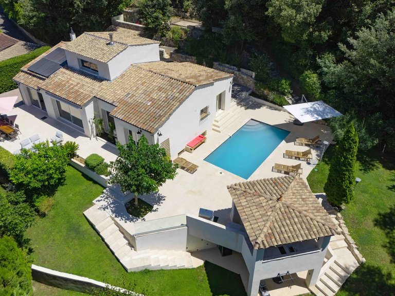 Villa for Sale in La Colle Sur Loup, Vence, St. Paul Area 3