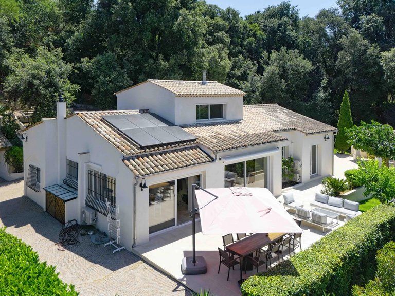 Villa for Sale in La Colle Sur Loup, Vence, St. Paul Area 4