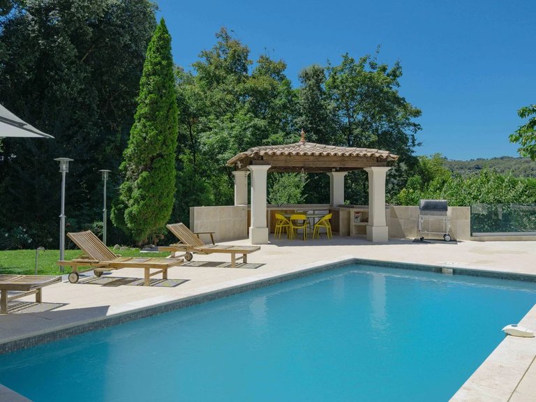 Villa for Sale in La Colle Sur Loup, Vence, St. Paul Area 5