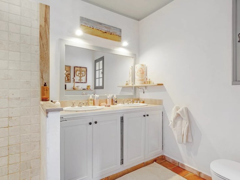 Villa for Sale in Fayence, Var Countryside (fayence, Lorgues, Cotignac) 18