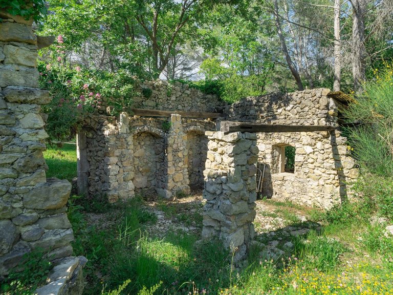 Villa for Sale in Fayence, Var Countryside (fayence, Lorgues, Cotignac) 5