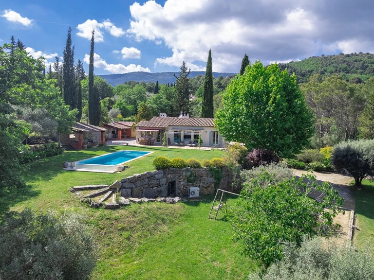 Villa for Sale in Fayence, Var Countryside (fayence, Lorgues, Cotignac) 6