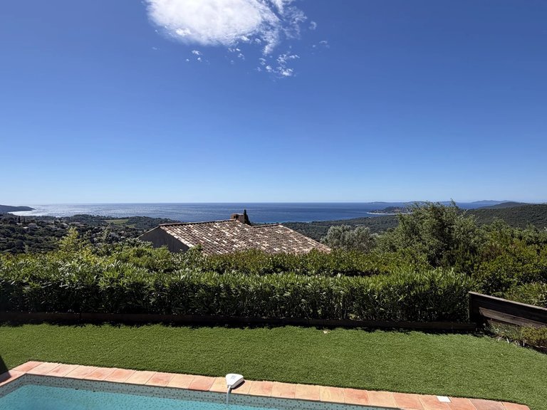 Villa for Sale in La Croix Valmer, St. Tropez, Grimaud Area 14