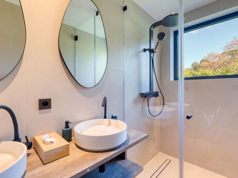Villa for Sale in La Croix Valmer, St. Tropez, Grimaud Area 15