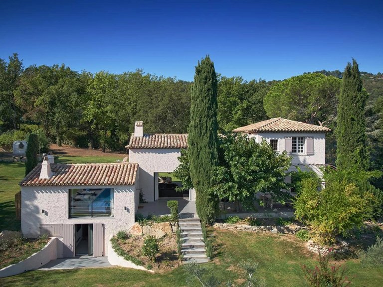 Villa for Sale in Gassin, St. Tropez, Grimaud Area 4