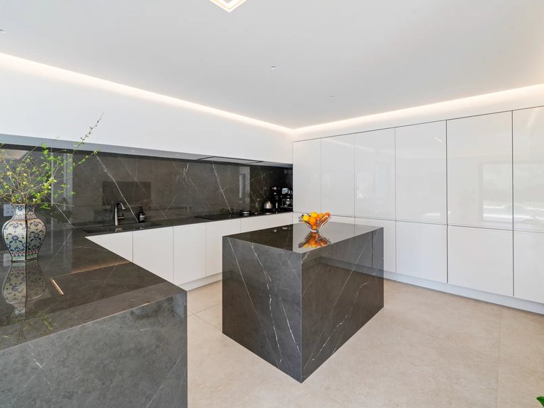 Villa for Sale in Valbonne, Mougins, Valbonne, Grasse Area 8