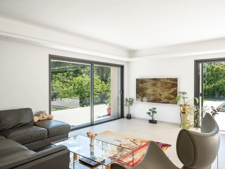 Villa for Sale in Valbonne, Mougins, Valbonne, Grasse Area 9