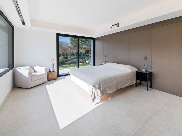 Villa for Sale in Valbonne, Mougins, Valbonne, Grasse Area 10