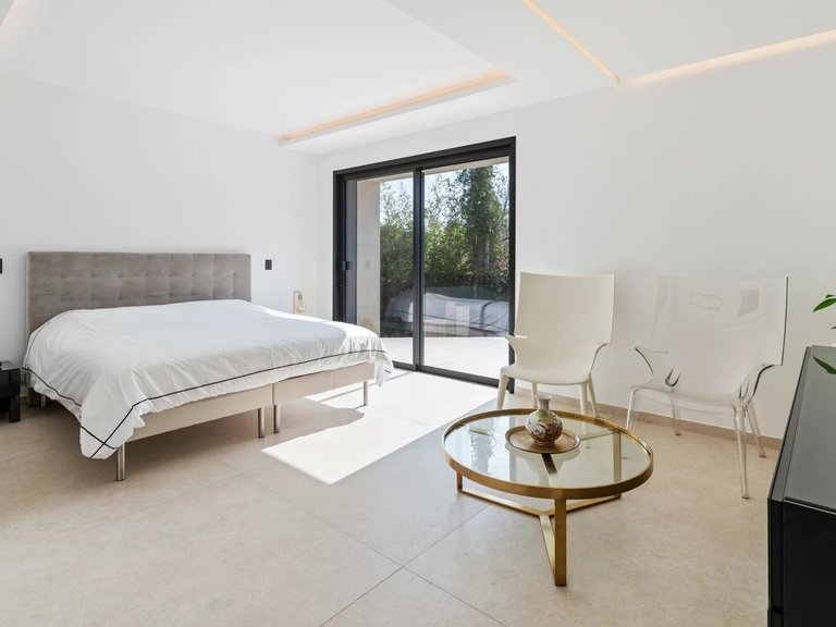 Villa for Sale in Valbonne, Mougins, Valbonne, Grasse Area 12
