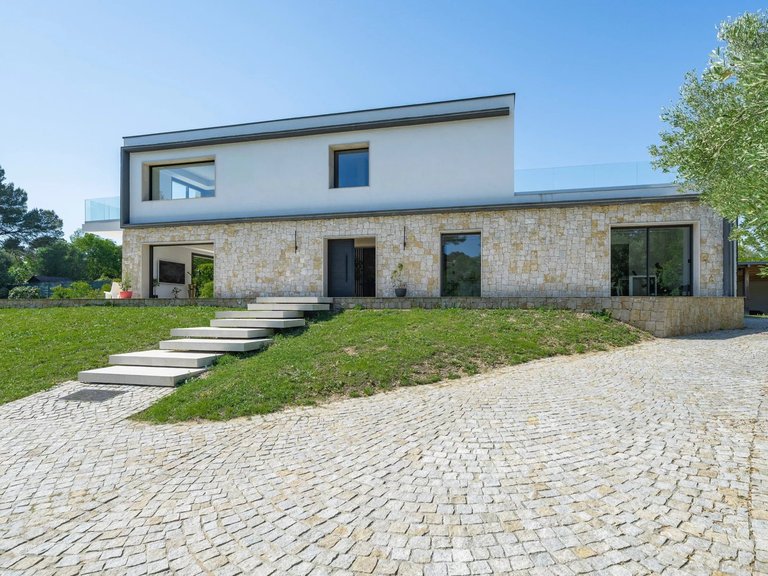 Villa for Sale in Valbonne, Mougins, Valbonne, Grasse Area 3