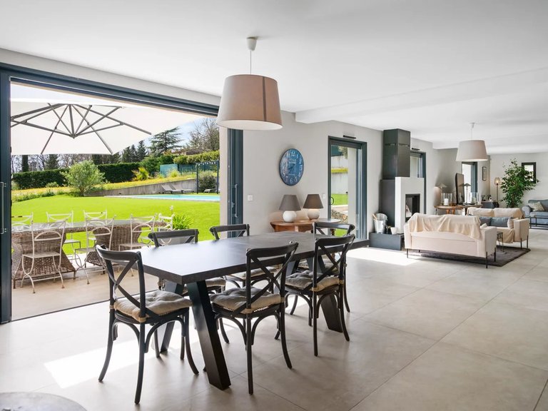 Villa for Sale in Chateauneuf Grasse, Mougins, Valbonne, Grasse Area 3