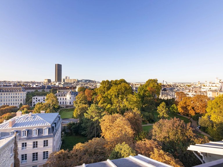 Apartment for Sale in 7th (invalides, Eiffel Tower, Orsay), Paris Left Bank (5th,6th & 7th ) 3
