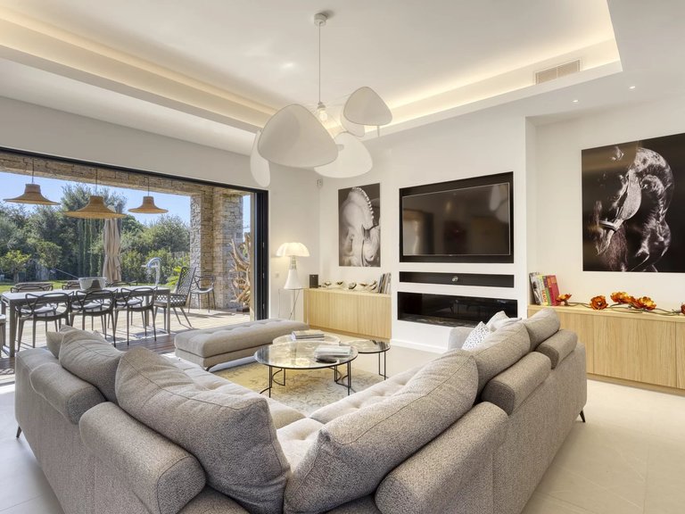 Villa for Sale in Saint Tropez, St. Tropez, Grimaud Area 7