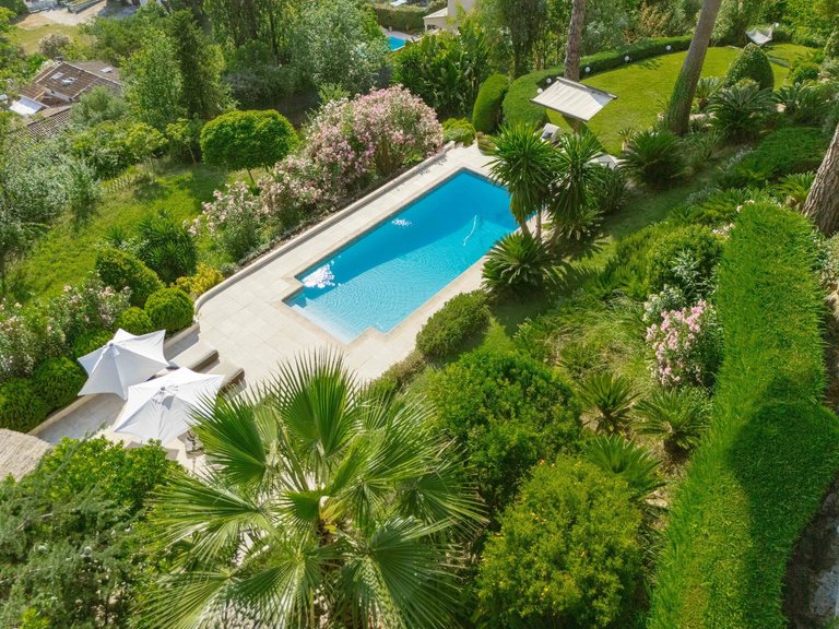 Villa for Sale in St Paul, Vence, St. Paul Area 2