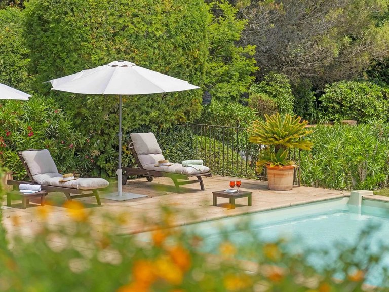 Villa for Sale in La Croix Valmer, St. Tropez, Grimaud Area 3