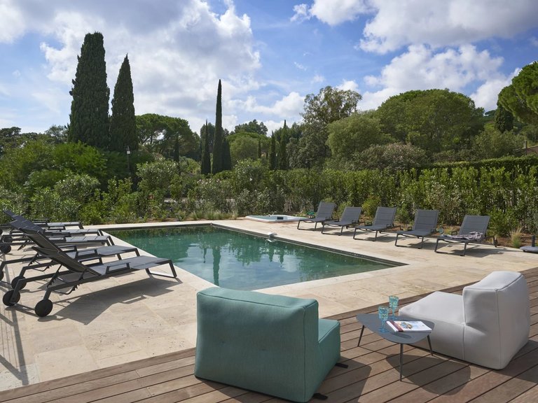 Villa for Sale in La Croix Valmer, St. Tropez, Grimaud Area 3