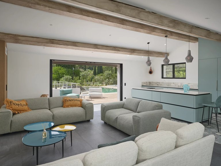 Villa for Sale in La Croix Valmer, St. Tropez, Grimaud Area 4