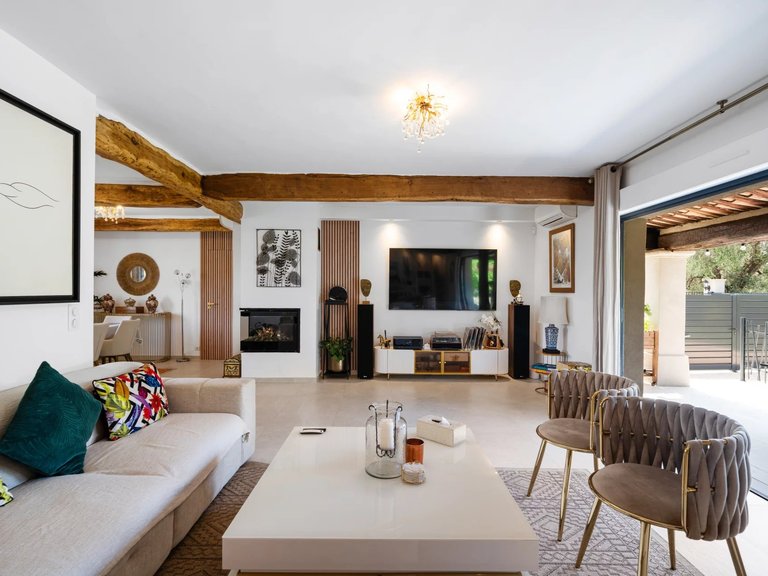 Villa for Sale in Plascassier, Mougins, Valbonne, Grasse Area 4