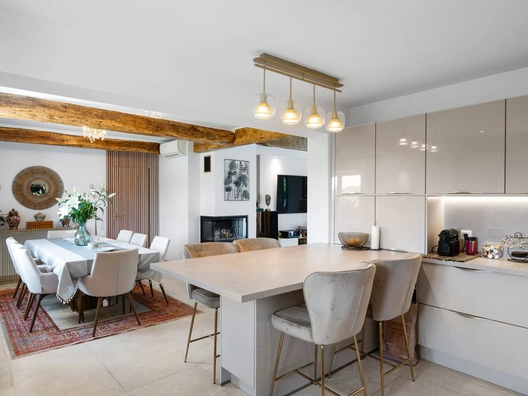 Villa for Sale in Plascassier, Mougins, Valbonne, Grasse Area 6