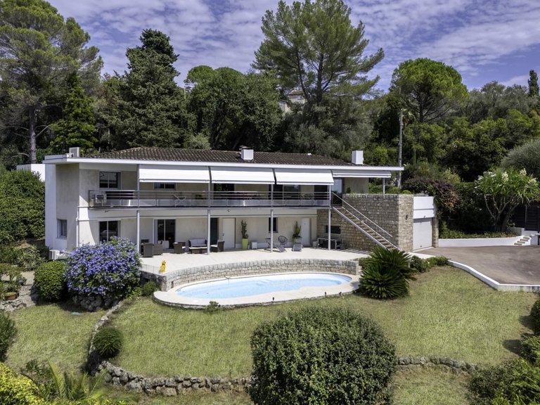 Villa for Sale in Mougins, Mougins, Valbonne, Grasse Area 1