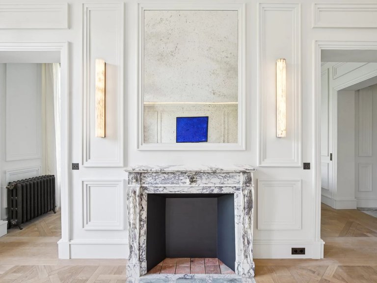 Apartment for Sale in 16th (trocadéro - Etoile - Passy), Golden Triangle - Trocadéro (8th - 16th) 4