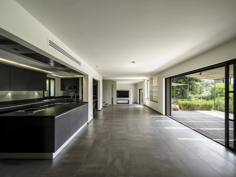 Villa for Sale in Mougins, Mougins, Valbonne, Grasse Area 3