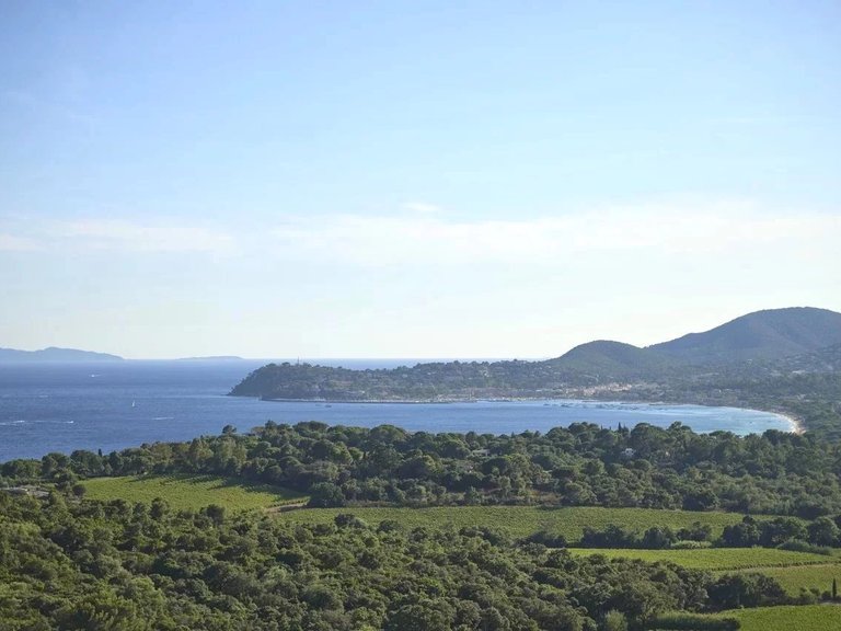 Villa for Sale in La Croix Valmer, St. Tropez, Grimaud Area 3