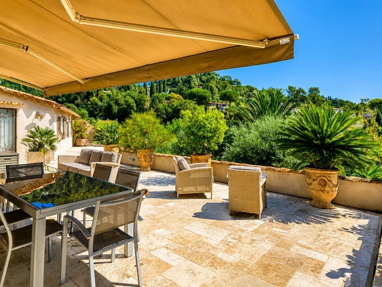 Villa for Sale in St Paul, Vence, St. Paul Area 16