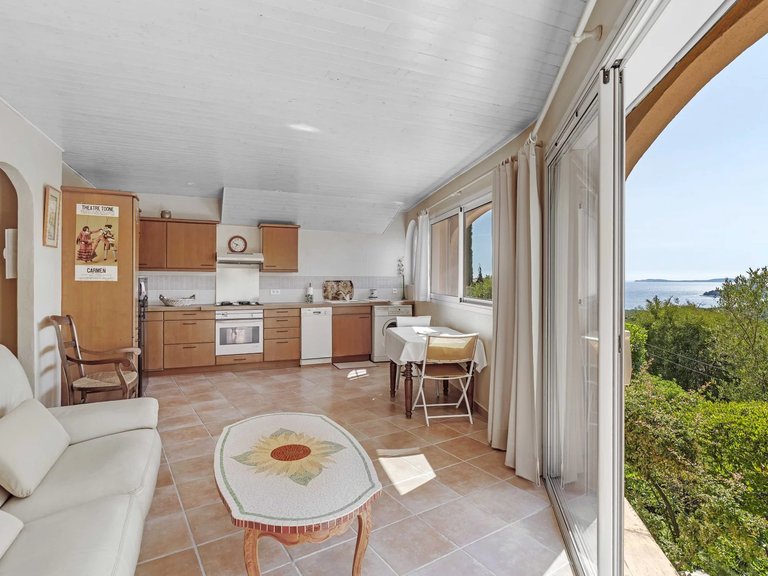 Villa for Sale in La Croix Valmer, St. Tropez, Grimaud Area 12