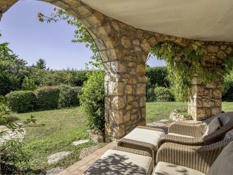 Villa for Sale in Mougins, Mougins, Valbonne, Grasse Area 3