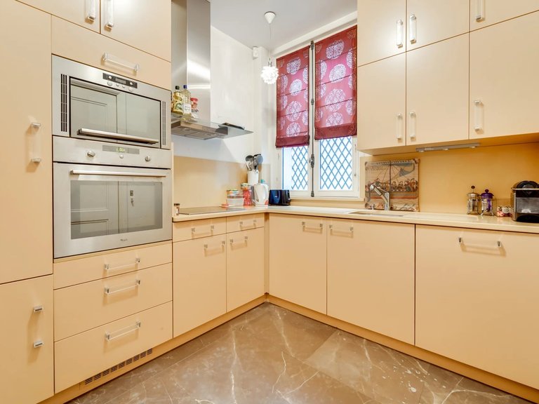 Apartment for Sale in 8th (golden Triangle - Parc Monceau), Golden Triangle - Trocadéro (8th - 16th) 5